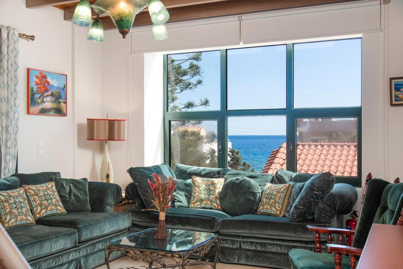 Paradisos Luxury Villas Next To Beach Koutsouras Bagian luar foto