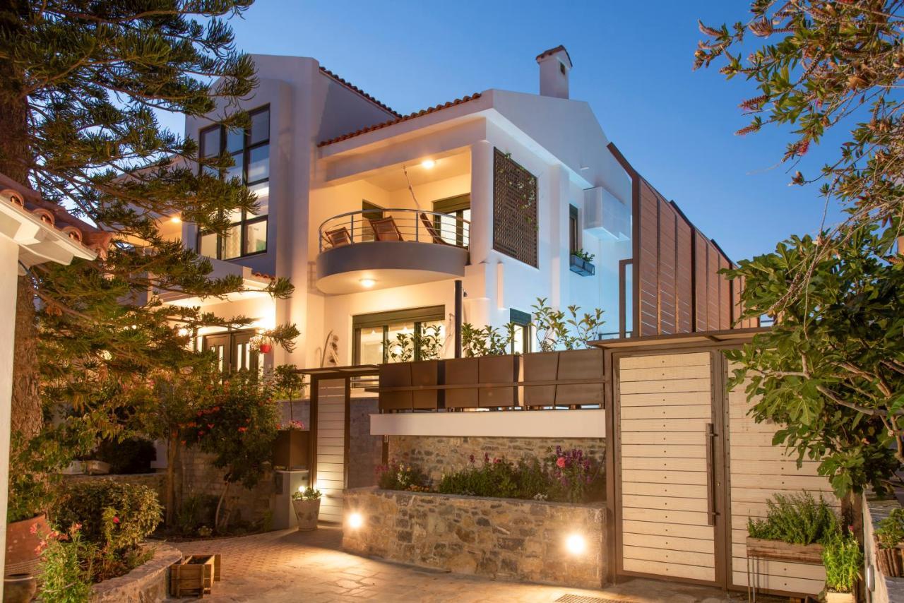 Paradisos Luxury Villas Next To Beach Koutsouras Bagian luar foto