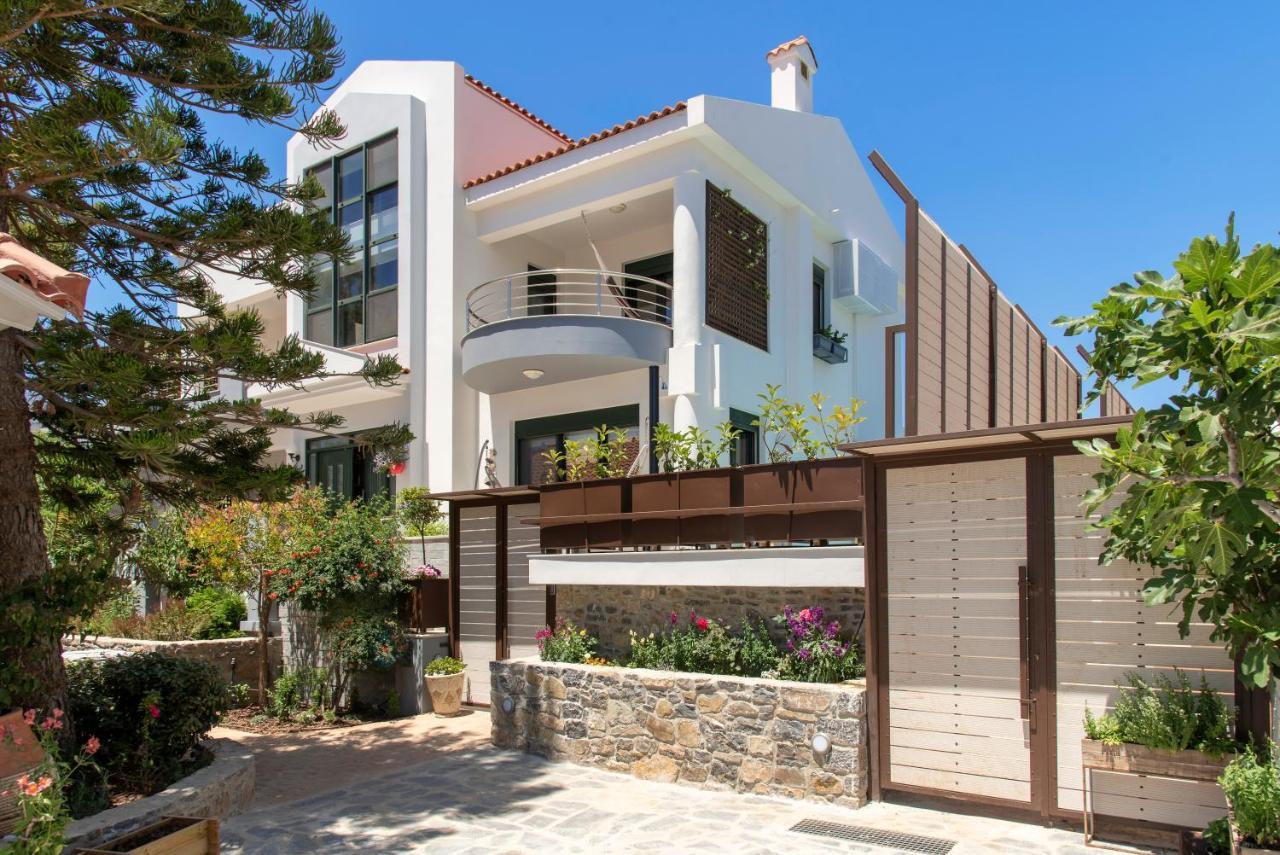Paradisos Luxury Villas Next To Beach Koutsouras Bagian luar foto